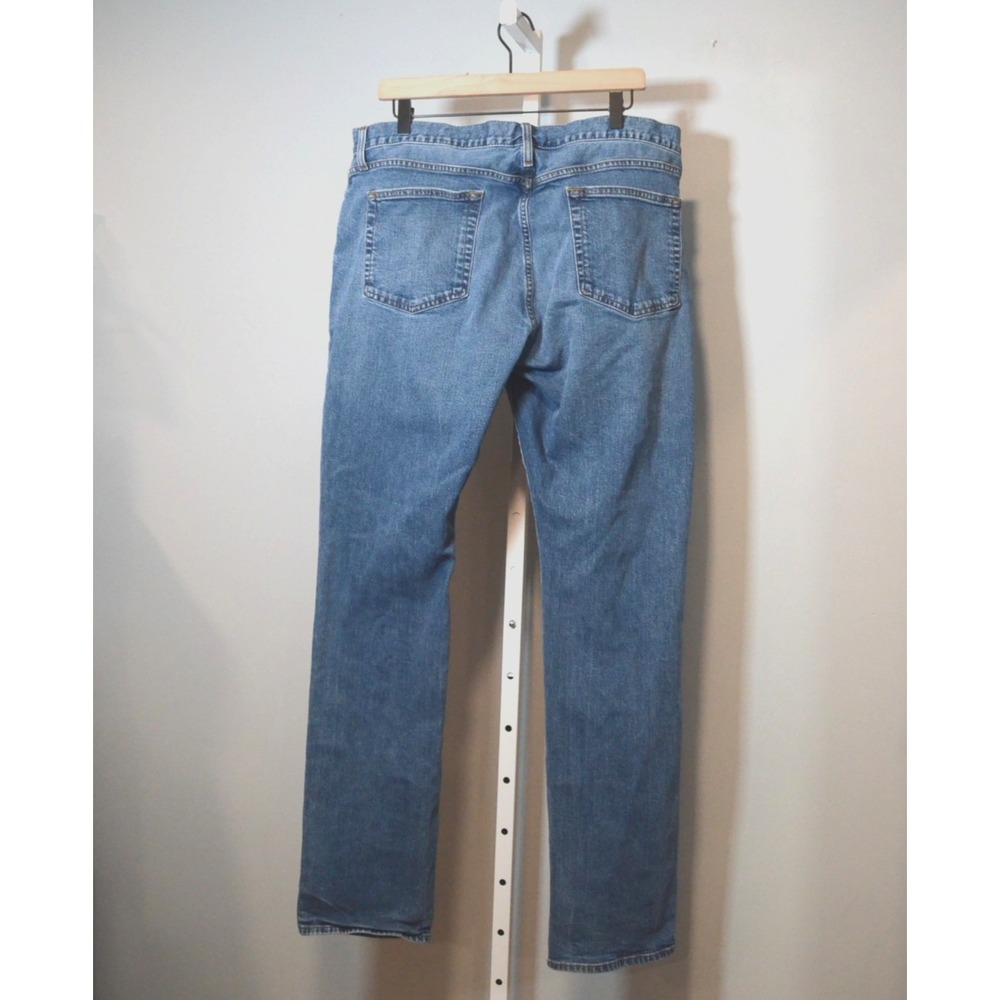 Cremieux Premium Denim Slim Fit Men's Size 38/34 Straight Leg Jeans 5-Pockets - Picture 2 of 3